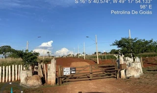 Imóvel 2931518 ['IDR187585'] - ['Rua Tigrina, 22, Lote 22, Quadra 02, Condomínio das Orquídeas, Petrolina de Goiás, GO, 74083-150'] [''] - ['Petrolina De Goiás']/['GO'] - 1