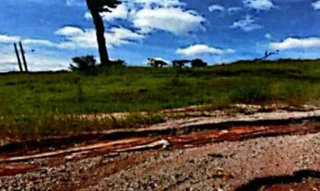 Imóvel 2926818 [''] - ['Estrada Pública 01, S/N, Lote 02, Quadra 02, Vale do Sol, São Sebastião da Bela Vista, MG, 37567-000 Condições para pagamento: à vista 100% do pagamento na emissão do CCV (Contrato de Compra e Venda) Considerações: Sobre o valor arrematado considerar + 7.0 % de comissão do leilão e + 1.0 % de taxa de serviços Pagimovel® a serem pagos pelos compradores. Exibir mais Informações adicionais Estas considerações estabelecem as condições aplicáveis à aquisição de imóveis com o S