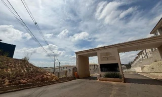 Imóvel 2337319 ['8787712147458'] - ['BLOCO 06 GLEBA G A 5,N. S/N APTO. 202 DUPLEX 1° PAVIMENTO 2° PAVIMENTO, FAZENDA SAIA VELHA - CEP: 72852-565, LUZIANIA - GOIAS'] [''] - ['Luziânia']/['GO'] - 1