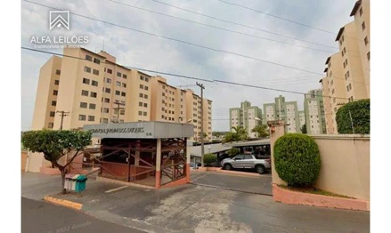 Apartamento em Bauru, Jardim Auri Verde, Rua Sebastião Pregnolato, nº 6-70, SP. Área: 73m2