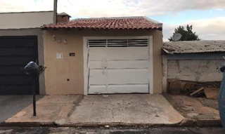 Imóvel 837619 ['8444419321749'] - ['RUA TENENTE JOSE GIMENEZ MOJANO,N. 2-26 LT 03-A QD 11, VILA GARCIA - CEP: 17021-670, BAURU - SAO PAULO'] ['Vila Garcia'] - ['Bauru']/['SP'] - 1