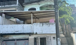 Imóvel 2437719 ['8444401241522'] - ['RUA GETULIO VARGAS,N. 202, SANTO ANTONIO - CEP: 43825-104, CANDEIAS - BAHIA'] ['Santo Antonio'] - ['Candeias']/['BA'] - 1