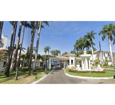 Casa em Goiânia, Setor Marista, ruas I.133, I.132 e Alameda Ricardo Paranhos, GO. Área: 184.24m2