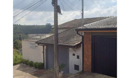 Casa em Bragança Paulista, Jardim Vista Alegre, Rua Walter Lo Sardo Número: 240, SP. Área: 170.86m2