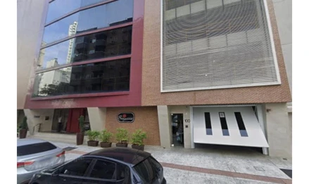 Apartamento em Balneário Camboriú, Centro, Rua 1121, 100, SC. Área: 138.29m2