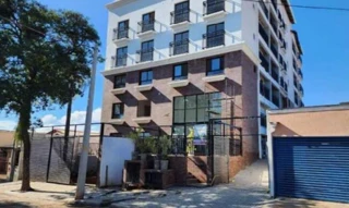 Imóvel 2898621 [''] - ['Rua Carlos Gerim , 147, Apartamento 201, Ed. Torre del Trentino, Castelo , Campinas, SP, 13070-144 Condições para pagamento: à vista 100% do pagamento na emissão do CCV (Contrato de Compra e Venda) Considerações: Sobre o valor arrematado considerar + 7.0 % de comissão do leilão e + 1.0 % de taxa de serviços Pagimovel® a serem pagos pelos compradores. Exibir mais Informações adicionais Estas considerações estabelecem as condições aplicáveis à aquisição de imóveis com o Sic