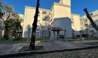 Imóvel 2460021 [''] - ['Rua João Cândido, 18- Bloco A, ap. 305'] ['Vila Ipiranga'] - ['Porto Alegre']/['RS'] - 1