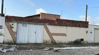 Imóvel 2710821 ['8444422358402'] - ['RUA CEARÁ,N. 116 L 281 Q 17, ESTIVAS - CEP: 59575-000, EXTREMOZ - RIO GRANDE DO NORTE'] [''] - ['Extremoz']/['RN'] - 1