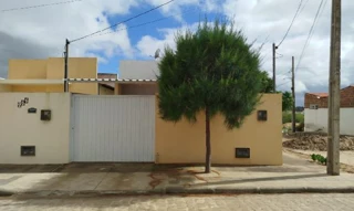 Imóvel 2555821 ['8444429199458'] - ['RUA JOSÉ MANOEL GONÇALVES,N. 260 QD G LT 04A LOT RESIDENCIAL SERRINHA, JARDIM ETELVINA - CEP: 58150-000, POCINHOS - PARAIBA'] [''] - ['Pocinhos']/['PB'] - 1