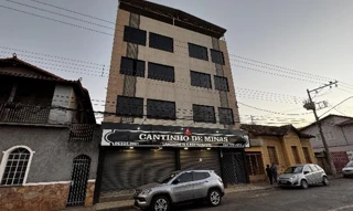 Imóvel 2576421 ['1555531146159'] - ['RUA BARAO DE SUASSUI,N. 143, SANTA EFIGENIA - CEP: 36400-130, CONSELHEIRO LAFAIETE - MINAS GERAIS'] ['Campo Alegre dos Cajiros'] - ['Conselheiro Lafaiete']/['MG'] - 1