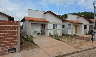 Imóvel 2744722 ['8444436844037'] - ['RUA PADRE JOSE LISARDO PONTES NETO,N. 901, TRANQUEIRA - CEP: 64290-000, ALTOS - PIAUI'] ['Tranqueira'] - ['Altos']/['PI'] - 1