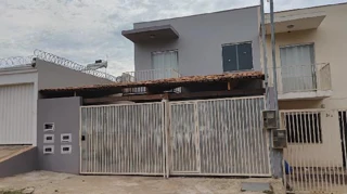 Imóvel 2613922 ['1444415491781'] - ['RUA PAPAGAIOS,N. 26 CS 01 LT 01 QD 04, INDUSTRIAS II - CEP: 35702-067, SETE LAGOAS - MINAS GERAIS'] ['Indústrias II'] - ['Sete Lagoas']/['MG'] - 1