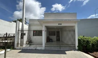 Imóvel 2929023 [''] - ['Rua Recife, 250, Centro, Junqueirópolis, SP, CEP: 17890000'] ['Centro'] - ['Junqueirópolis']/['SP'] - 1