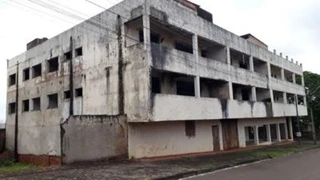 Imóvel 2771723 [''] - ['RUA JOSEPHINA WENDLING NUNES, 381'] ['Jardim Laura'] - ['Campo Mourão']/['PR'] - 1