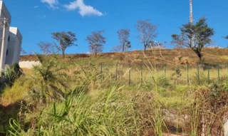 Imóvel 2898623 [''] - ['Rua Manoel de Carvalho, s/n, Fazenda Soares (região do Justinópolis), Jardim de Alá, Ribeirão das Neves, MG, 33943-670 Condições para pagamento: à vista 100% do pagamento na emissão do CCV (Contrato de Compra e Venda) Considerações: Sobre o valor arrematado considerar + 7.0 % de comissão do leilão e + 1.0 % de taxa de serviços Pagimovel® a serem pagos pelos compradores. Exibir mais Informações adicionais Estas considerações estabelecem as condições aplicáveis à aquisição 