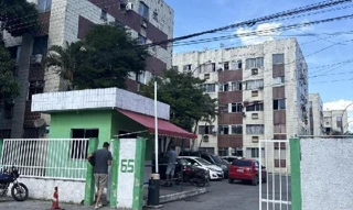 Imóvel 2413524 ['1444405635179'] - ['RUA MURILO ALVARENGA (ANTIGA RUA PROJETADA 10),N. 65 APTO. 304 BL 04, CAMPO GRANDE - CEP: 23071-040, RIO DE JANEIRO - RIO DE JANEIRO'] ['Inhoaíba'] - ['Rio De Janeiro']/['RJ'] - 1