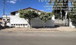 Imóvel 2423724 ['8444402258135'] - ['RUA RIO GRANDE DO SUL,N. 1256 CS 03 QD 183 LT 22, CENTRO - CEP: 47850-029, LUIS EDUARDO MAGALHAES - BAHIA'] ['Lot. Mimoso Doeste I'] - ['Luís Eduardo Magalhães']/['BA'] - 1