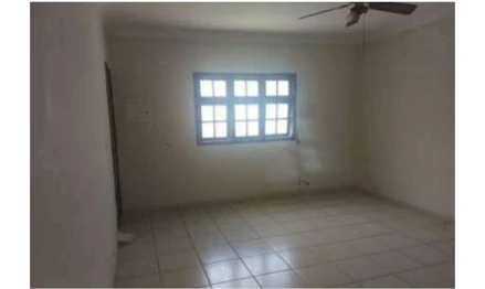 Casa em Guarulhos, Jardim Santa Mena, Rua Terceiro-Sargento Aquino Araújo, 35, SP. Área: 163m2