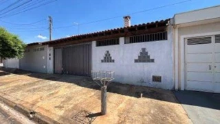 Imóvel 2494424 [''] - ['Rua Braz Berlingieri, 181, Conjunto Habitacional Margarida Raymundo Berchieri, Jaboticabal, SP'] ['Conj. Hab. Margarida Raymundo Berchieri'] - ['Jaboticabal']/['SP'] - 1