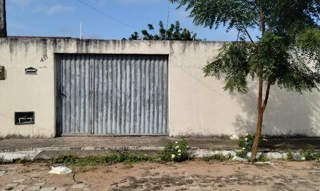 Imóvel 2636726 ['8444416848916'] - ['RUA AUGUSTO SEVERO,N. 411 LT 13A QD 21, CENTRO - CEP: 59575-000, EXTREMOZ - RIO GRANDE DO NORTE'] [''] - ['Extremoz']/['RN'] - 1