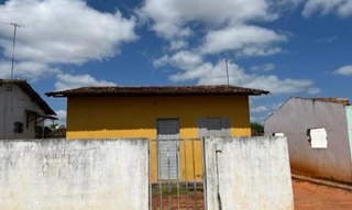 Imóvel 1629327 ['8555533481972'] - ['RUA HELDER DANTAS,N. 33 LT 40 QD B, PLANALTO - CEP: 59570-000, CEARA-MIRIM - RIO GRANDE DO NORTE'] [''] - ['Ceará-Mirim']/['RN'] - 1