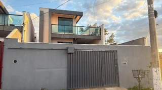 Imóvel 2400827 ['1444421925097'] - ['RUA CONDE DOLABELA PORTELA,N. 4726 CS 01, LT 11, QD 10, SHALIMAR - CEP: 33236-711, LAGOA SANTA - MINAS GERAIS'] ['Novo Santos Dumont'] - ['Lagoa Santa']/['MG'] - 1