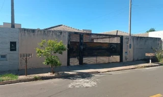 Imóvel 2367727 ['8555533635619'] - ['RUA JOAQUIM DA ROCHA VIANA,N. 566 LT25 QD18, PARQUE RESIDENCIAL DA FRATERNIDADE - CEP: 15082-121, SAO JOSE DO RIO PRETO - SAO PAULO'] ['Parque Res. da Fraternidade'] - ['São José Do Rio Preto']/['SP'] - 1