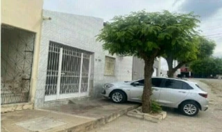 Imóvel 2598827 [''] - ['Rua do Planalto, 235 - Casa - Liberdade - Independência / CE'] ['Centro'] - ['Independência']/['CE'] - 1