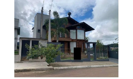 Casa em Rio do Sul, BELA ALIANÇA, RUA REINHOLD PORATH Nº 232, SC. Área: 225.22m2