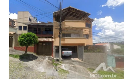 Casa em Divinópolis, Parque Jardim Capitão Silva, Rua Pará, 717, MG. Área: nullm2
