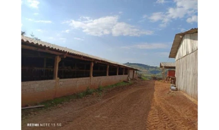 Imóvel rural em Saltinho, , Linha Samambaia, interior de Saltinho, SC. Área: 84.7m2
