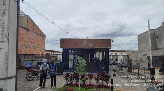 Imóvel 2666330 ['1555531605242'] - ['AVENIDA VENEZUELA,N. 1827 APTO. 11 BL 14, EUCALIPTOS - CEP: 83820-605, FAZENDA RIO GRANDE - PARANA'] ['Eucaliptos'] - ['Fazenda Rio Grande']/['PR'] - 1