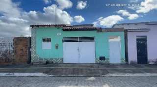 Imóvel 2423730 ['8444418289728'] - ['RUA CASTELO BRANCO,N. 31, BOIADEIRA - CEP: 46860-000, IACU - BAHIA'] [''] - ['Iaçu']/['BA'] - 1