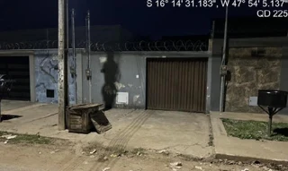 Imóvel 2401330 ['8444428724443'] - ['RUA LUIZ JARDIM,N. S/N LT 16A, QD 222, PARQUE ESTRELA DALVA III - CEP: 72831-090, LUZIANIA - GOIAS'] ['Parque Estrela Dalva III'] - ['Luziânia']/['GO'] - 1