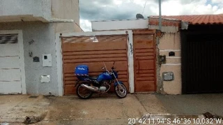 Imóvel 2423430 ['8444412336252'] - ['RUA EQUADOR,N. 805 LT02, QD L, POLIVALENTE - CEP: 37900-578, PASSOS - MINAS GERAIS'] ['Jardim Polivalente'] - ['Passos']/['MG'] - 1