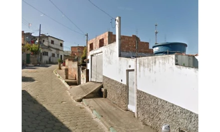 Casa em São Lourenço, Santa Terezinha, Rua Wanda de Barros, 190, MG. Área: 44.51m2