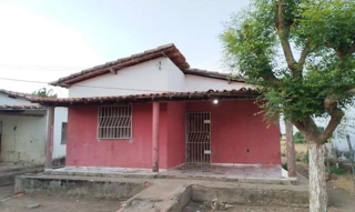 Imóvel 2418531 [''] - ['Rua João Claro de Sousa, nº 468 - Alto da Cruz - São Pedro do Piauí/PI'] [''] - ['São Pedro Do Piauí']/['PI'] - 1