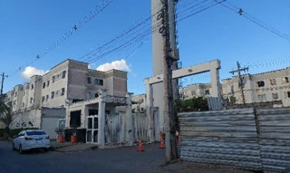 Imóvel 2567332 ['8787710980225'] - ['RUA PALMEIRA BRANCA,N. SN APTO. 308 BL 15 VG 498, LAGOA SALGADA - CEP: 44082-290, FEIRA DE SANTANA - BAHIA'] ['Lagoa Salgada'] - ['Feira De Santana']/['BA'] - 1