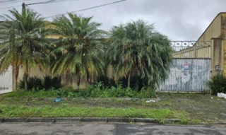 Imóvel 2647932 [''] - ['Rua Carlos Gusso, 320, Lote 08 - Quadra 13, Pinheirinho, Curitiba, PR, 81820-450, , Curitiba/PR'] ['Pinheirinho'] - ['Curitiba']/['PR'] - 1