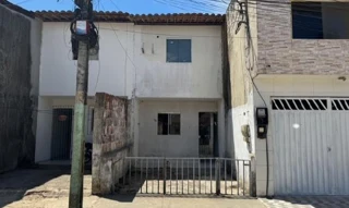 Imóvel 2345233 ['8555522207742'] - ['RUA DO PINTO,N. 31 QD B LT 31-LOTEAMENTO ALTO DA CACHOEIRA, TABULEIRO DO PINTO - CEP: 57100-000, RIO LARGO - ALAGOAS'] [''] - ['Rio Largo']/['AL'] - 1