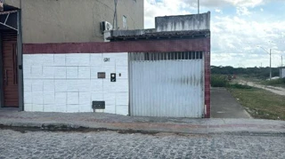 Imóvel 2641933 ['8444406470899'] - ['RUA JOAO BATISTA DOS SANTOS,N. 528, MACAE - CEP: 49300-000, TOBIAS BARRETO - SERGIPE'] [''] - ['Tobias Barreto']/['SE'] - 1