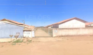 Imóvel 2711733 [''] - ["AVENIDA DAS ACACIAS QD 150 LT 17 CS 06, - M DE RECREIO ESTRELA D'ALVA IV Luziânia - GO"] [''] - ['Luziânia']/['GO'] - 1