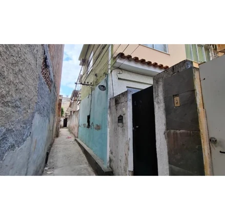 Casa em Rio de Janeiro, Cascadura, Rua Quintão, 453- Fundos – Casa 01 – Apartamento 101, RJ. Área: nullm2