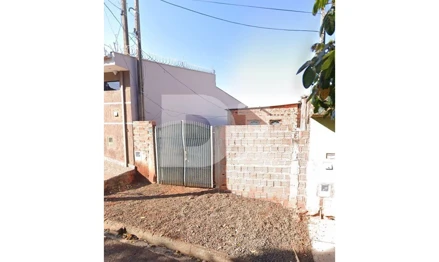 Casa em São Carlos, Jardim Medeiros, Rua Aristodemo Pellegrini, 43, SP. Área: 138m2