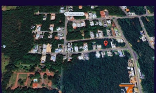 Imóvel 2668233 [''] - ['Trata-se de um imóvel urbano, residencial, localizado em condomínio fechado constituído nas adjacências da região denominada Lago Sul, área nobre de Brasília. Área em que as vias são todas pavimentadas, com boa infraestrutura (infraestrutura urbana completa), em área predominantemente residencial. Imóvel com destinação residencial, onde o processo de urbanização encontra-se consolidado. O imóvel apresenta boas condições de acesso e apresenta logradouro público em sua face