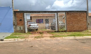 Imóvel 2721734 ['8787701133515'] - ['RUA ADELINA MARIA DE JESUS,N. 31 LT 27 QD D, RESIDENCIAL PARATODOS - CEP: 18615-065, BOTUCATU - SAO PAULO'] ['Parque dos Pinheiros'] - ['Botucatu']/['SP'] - 1