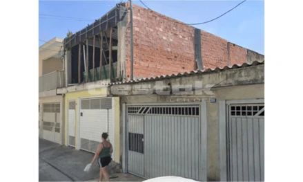 Casa em Guarulhos, Jardim Jacy, Rua São Miguel dos Milagres, 311, SP. Área: 250m2