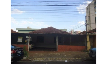 Casa em Londrina, VILA IPIRANGA, Rua Duque de Caxias, PR. Área: 600m2 - imagem 0