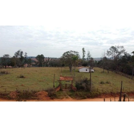 Imóvel rural em Sarapuí, Dos Tavares, Estrada Francisco Cleto - Sítio Novo Oriente, dos Tavares, Sarapuí, SP, SP. Área: 249.86m2 - imagem 0