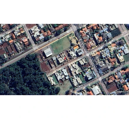 Casa em Campo Mourão, Jardim Araucaria, R. das Cerejeiras, PR. Área: 207.64m2